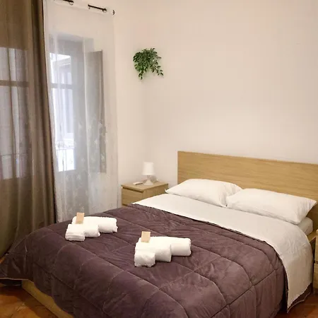 Sikelia לינה וארוחת בוקר 3*