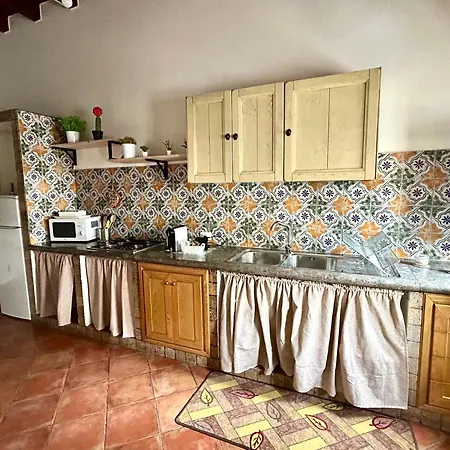 Sikelia 3*